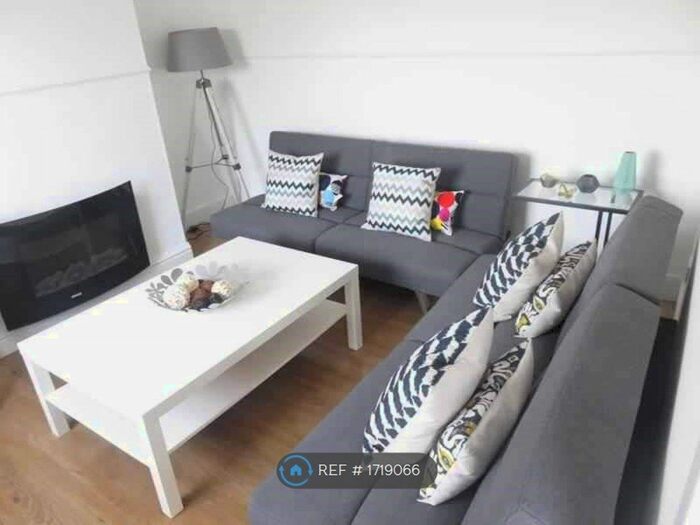 2 Bedroom Terraced House To Rent In Roanheads, Peterhead, AB42