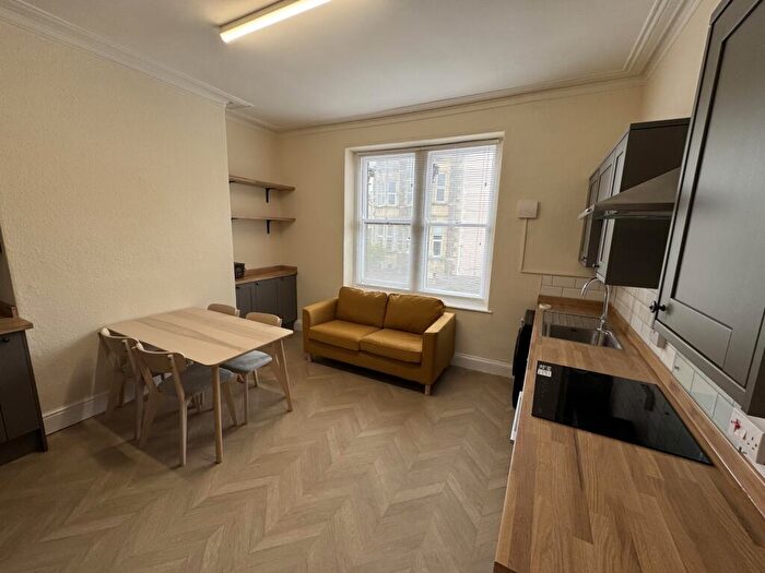 4 Bedroom Maisonette To Rent In Cromwell Road, St. Andrews, Bristol, BS6