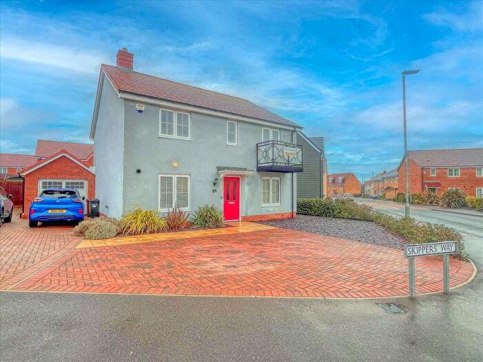4 Bedroom Detached House For Sale In Skippers Way, Walton On The Naze, CO14