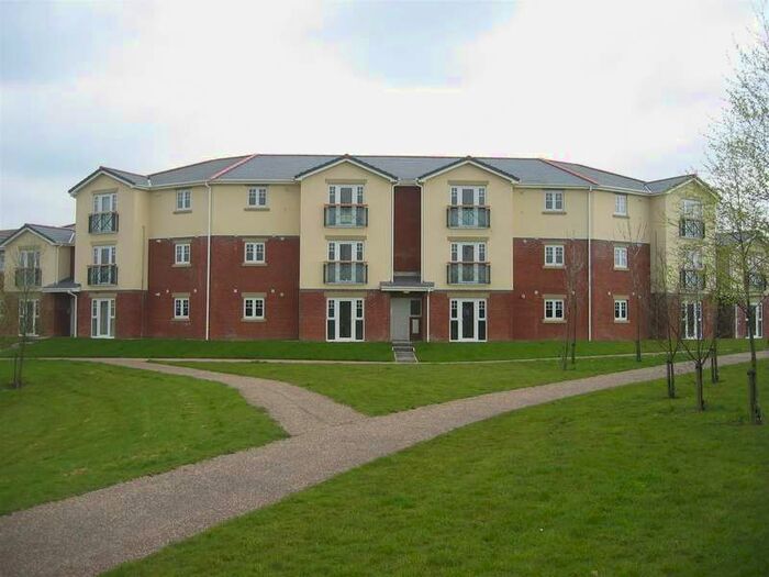 Apartment To Rent In Newbold, St Helens, WA9