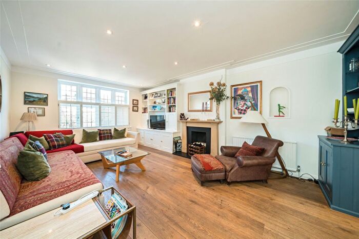 5 Bedroom Detached House To Rent In Woodfield Avenue, London, SW16