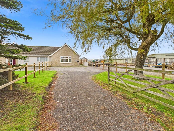 3 Bedroom Bungalow For Sale In Rectory Way, Lympsham, Somerset, BS24