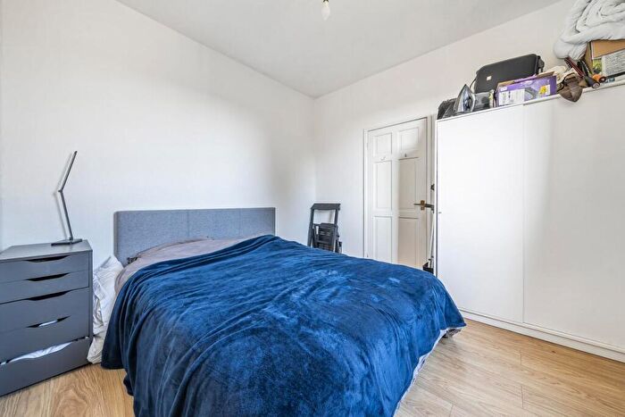 1 Bedroom Flat For Sale In Kingswood Road, Sydenham, SE20
