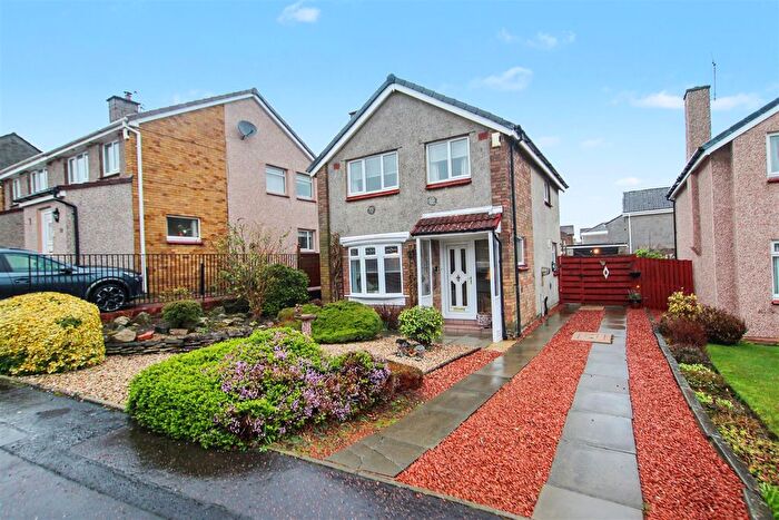 3 Bedroom Detached House For Sale In Avon Avenue, Carluke, ML8