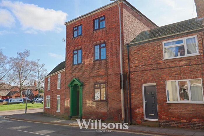 4 Bedroom Terraced House For Sale In West Street, Alford, LN13