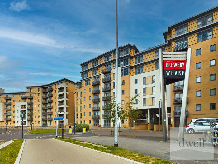 2 Bedroom Flat To Rent In Regents Quay, City Centre, Leeds, LS10