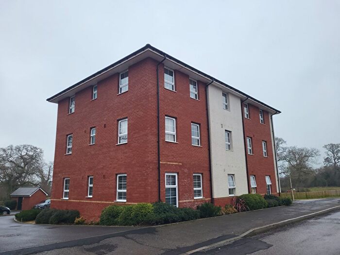 2 Bedroom Flat To Rent In Elms Road, Chippenham, SN15