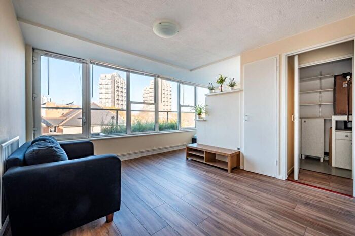 Studio To Rent In Kennington Park Road, , Kennington, London, SE11