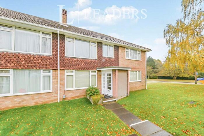 2 Bedroom Flat To Rent In Charmouth Road, St. Albans, AL1