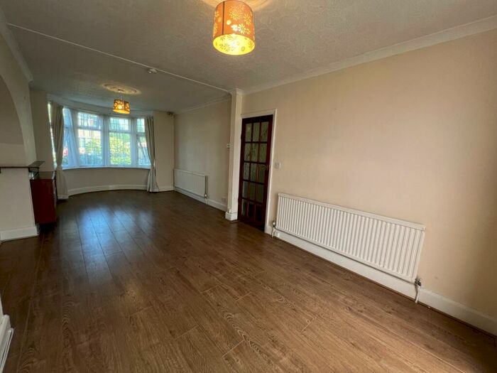 3 Bedroom Terraced House To Rent In Longfellow Road, Coventry, CV2
