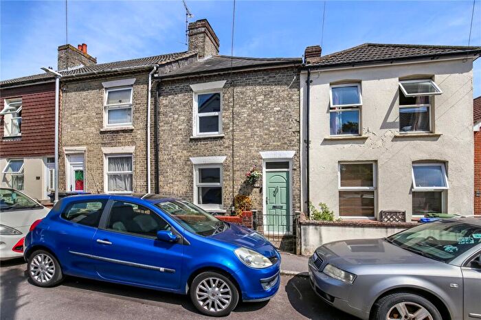 2 Bedroom Terraced House For Sale In Highfield Road, Salisbury, Wiltshire, SP2