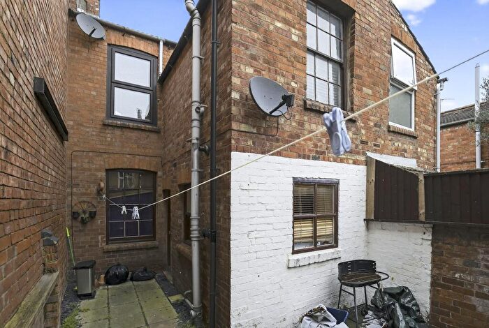 2 Bedroom Terraced House For Sale In (Copy Of) Dunster Street, Northampton, NN1