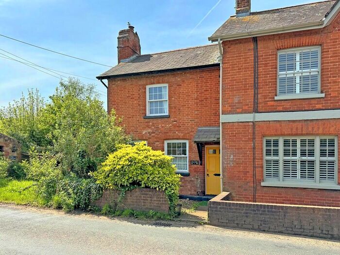 2 Bedroom Cottage For Sale In Broadway, Woodbury, EX5