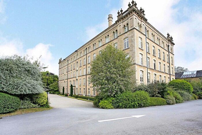 2 Bedroom Apartment To Rent In Bliss Mill, Chipping Norton, OX7