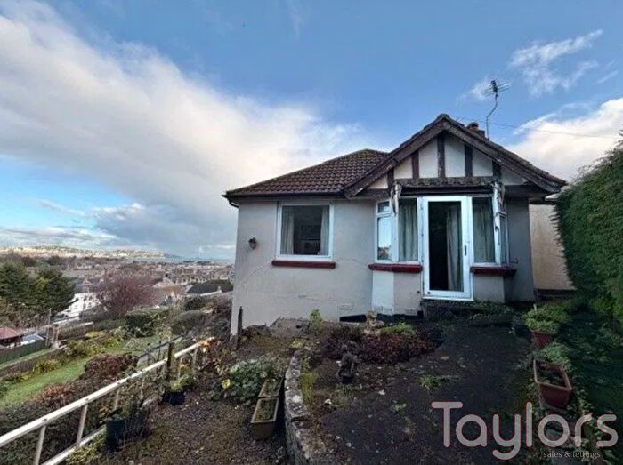 2 Bedroom Semi Detached Bungalow For Sale In Primley Park, Paignton, TQ3