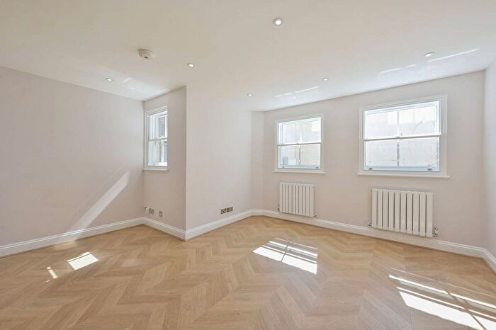 1 Bedroom Flat To Rent In Roehampton Lane, Roehampton, London, SW15