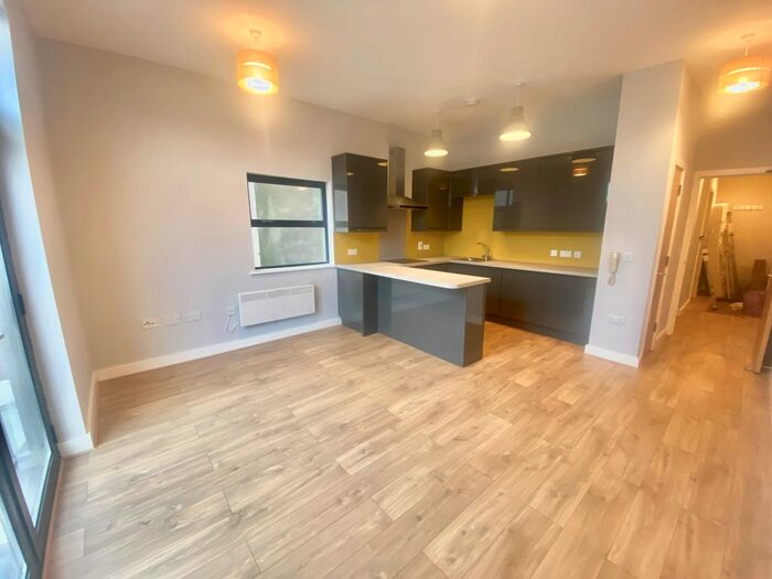 1 Bedroom Flat To Rent In Paget Road, Barry, CF62