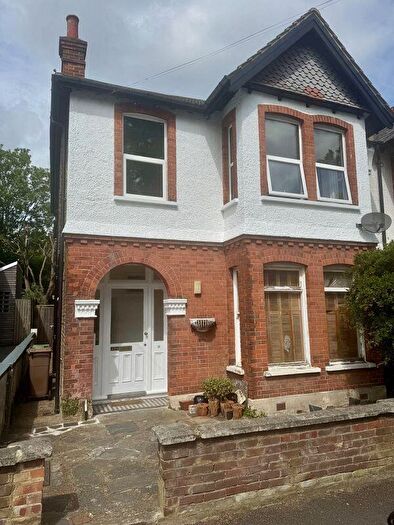 2 Bedroom Flat To Rent In Alma Road, Carshalton, SM5