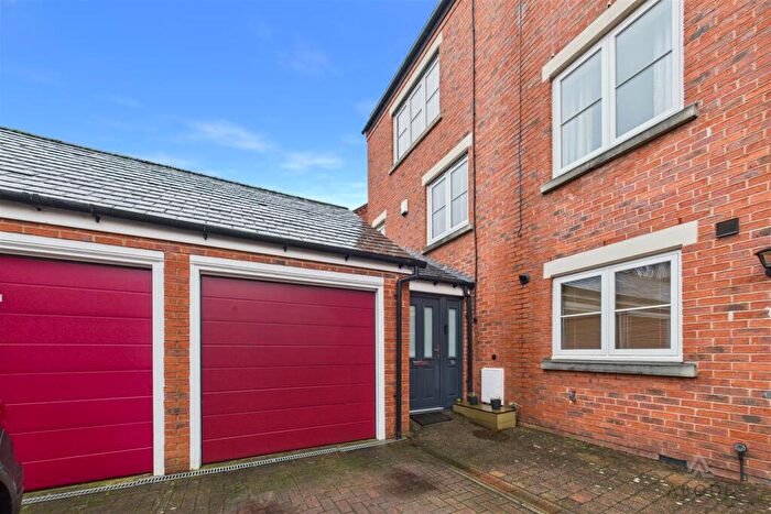 4 Bedroom Town House For Sale In Taylor Court, Ashbourne, Derbyshire, DE6