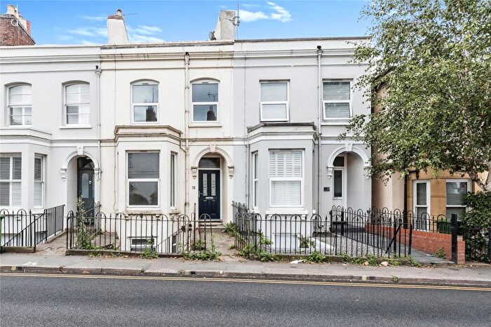 4 Bedroom Terraced House To Rent In St. Pauls Road, Cheltenham, GL50