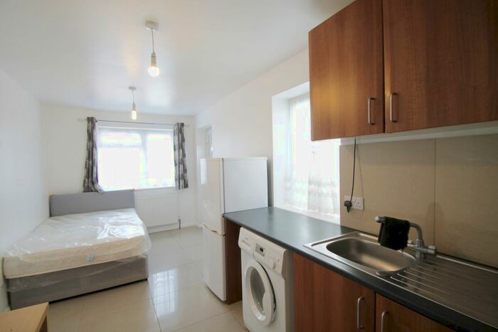 1 Bedroom Studio To Rent In Church Road, West Drayton, UB7