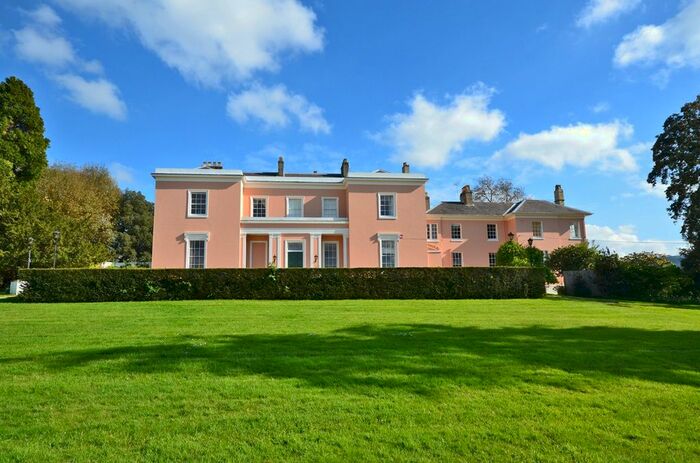 3 Bedroom Flat To Rent In Bignor, Nr Pulborough, West Sussex RH20