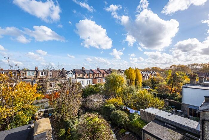5 Bedroom Terraced House To Rent In Warner Road, London, N8