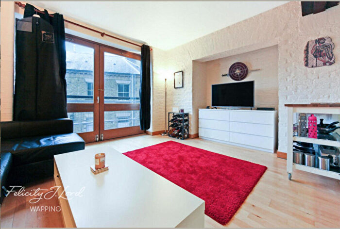 1 Bedroom Flat For Sale In New Crane Place, London, E1W