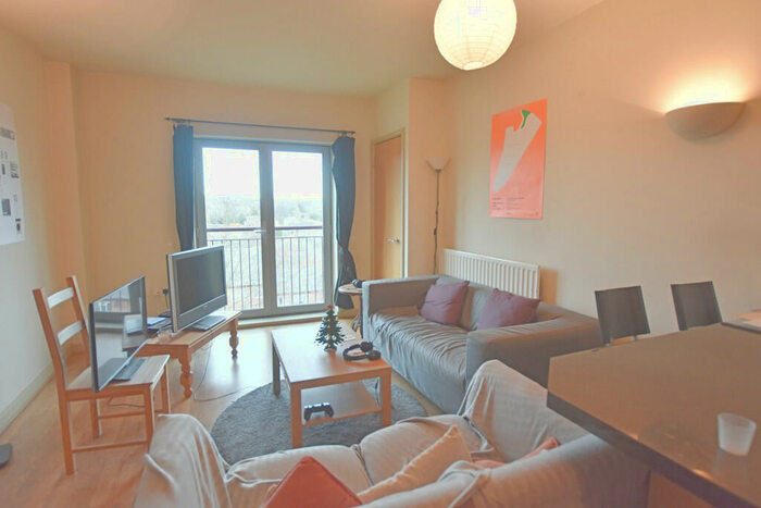 2 Bedroom Apartment To Rent In Raleigh Street Nottingham, NG7