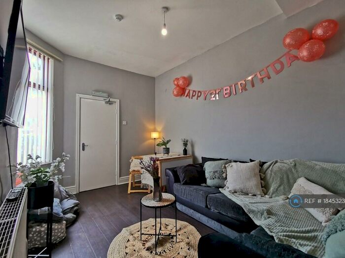 7 Bedroom Terraced House To Rent In Willowdale Road, Mossley Hill, Liverpool, L18