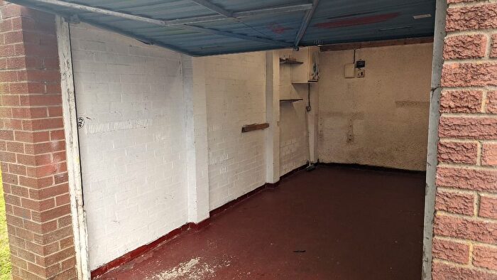 Garage / Parking To Rent In Forrester Park Loan, Corstorphine, Edinburgh, EH12