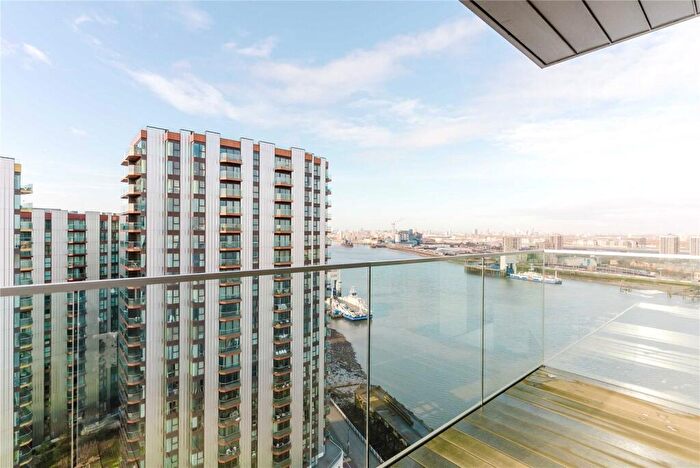 2 Bedroom Apartment For Sale In Duke Of Wellington Avenue, Woolwich, SE18