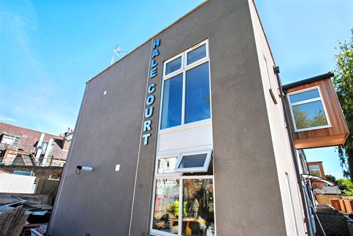 2 Bedroom Flat To Rent In Hale Court, Parsloes Avenue, Dagenham, Essex, RM9