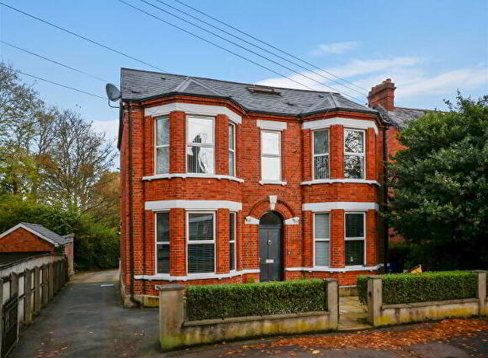 2 Bedroom Apartment / Flats For Sale In Apt, A Rosetta Park, Belfast, BT6