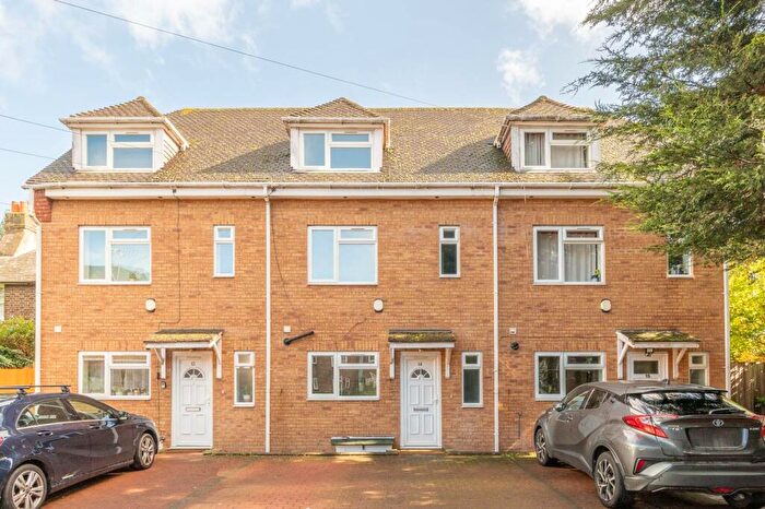 3 Bedroom House To Rent In Thanet Place, South Croydon, Croydon, CR0