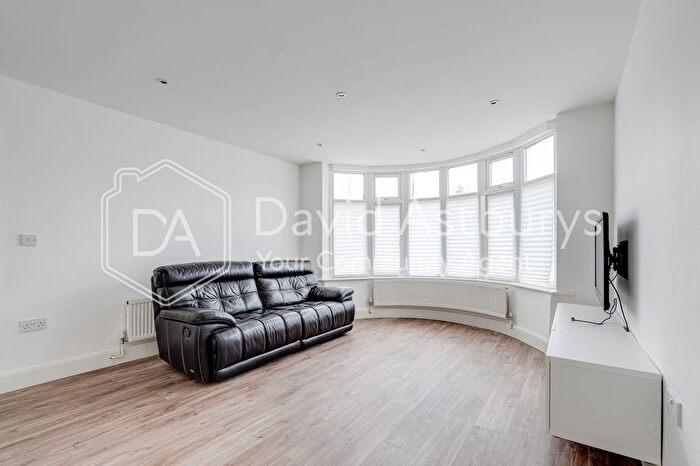 2 Bedroom Flat To Rent In Wembley Hill Road, Wembley, London, HA9