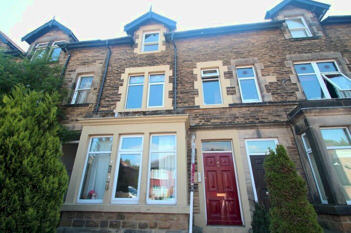 1 Bedroom Flat To Rent In Dragon Road, Harrogate, North Yorkshire, Uk, HG1