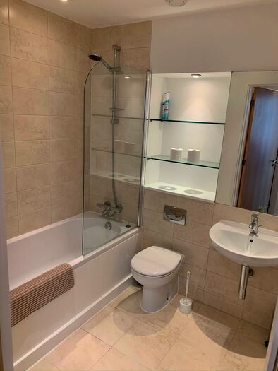 1 Bedroom Flat To Rent In Richmond House, Bonfire Corner, PO1