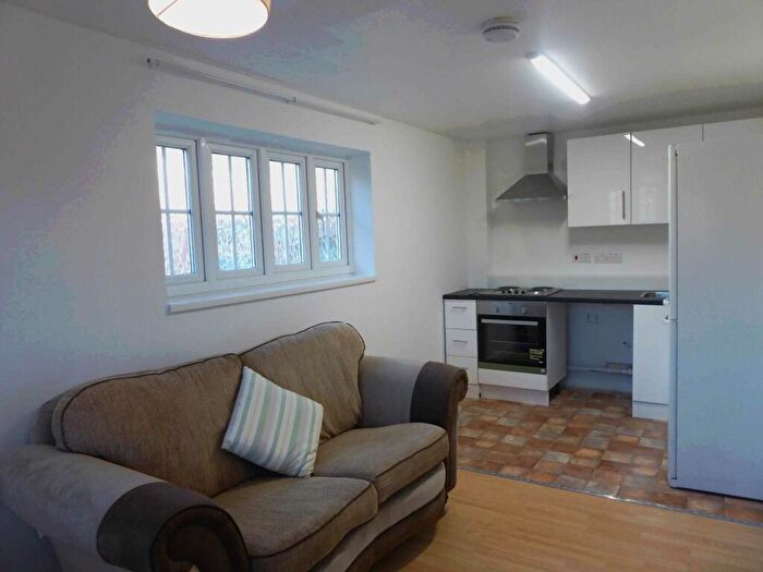 1 Bedroom Flat To Rent In Skylark Way, Shinfield, RG2