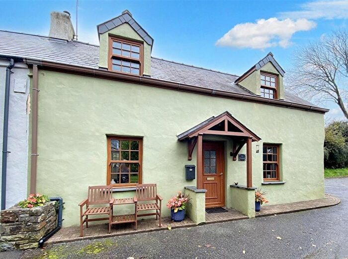 2 Bedroom Semi-Detached House For Sale In Wallis, Haverfordwest, SA62