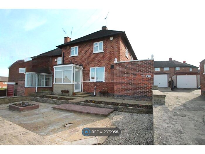 3 Bedroom Semi-Detached House To Rent In Ravenscroft Avenue, Sheffield, S13