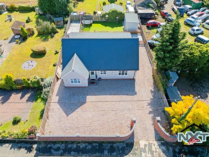 5 Bedroom Detached House For Sale In Main Road, CM3