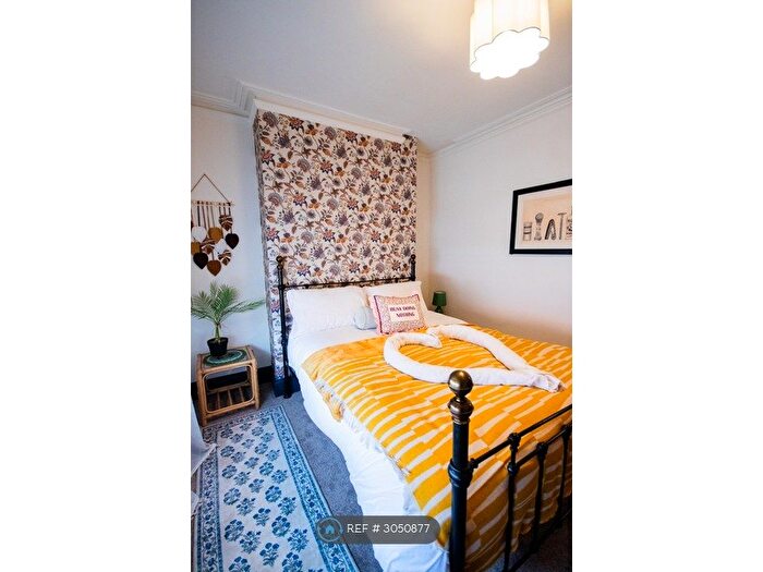 4 Bedroom Terraced House To Rent In Farnham St, Belfast, BT7