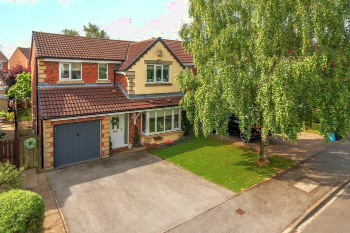 4 Bedroom Detached House For Sale In Hell Wath Grove, Ripon, HG4