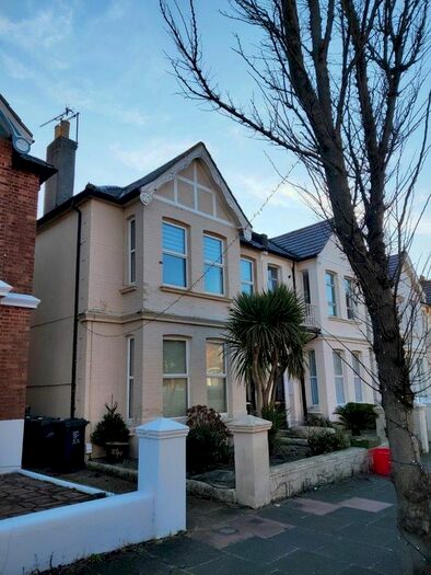 1 Bedroom Flat To Rent In Carlisle Road, Hove, BN3