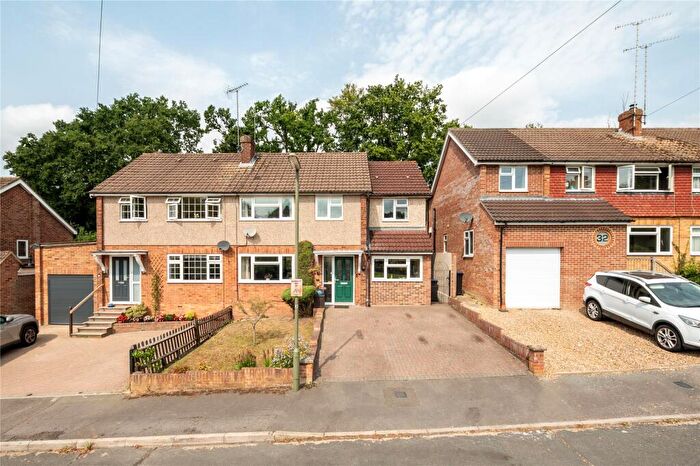 4 Bedroom Semi-Detached House For Sale In Limewood Close, Woking, Surrey, GU21