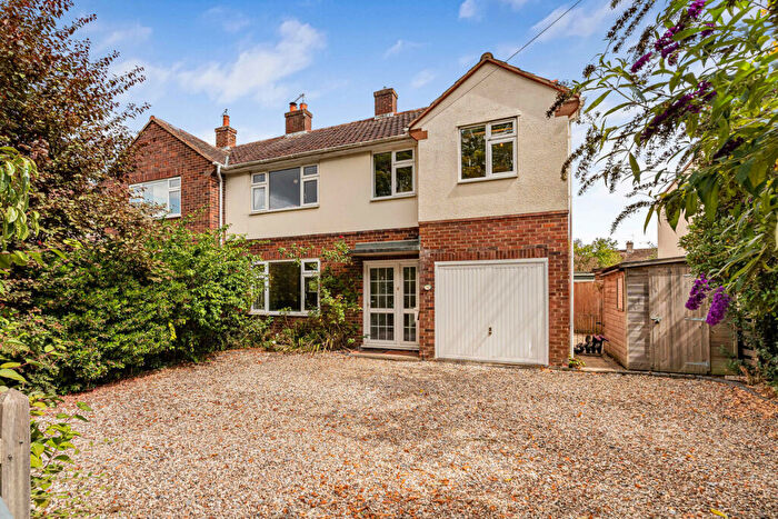 5 Bedroom Semi-Detached House For Sale In High Street, Sutton Courtenay, OX14