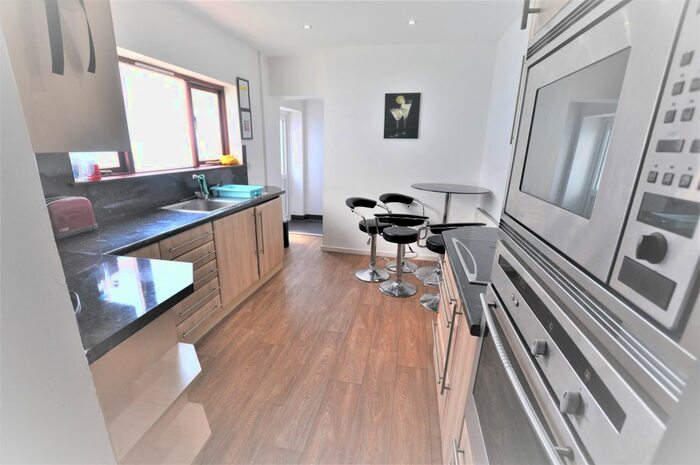 4 Bedroom Property To Rent In Rhyddings Terrace, Brynmill, Swansea SA2