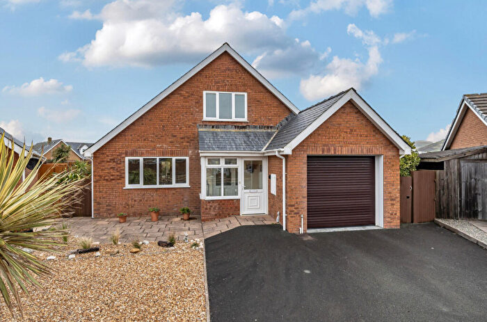 3 Bedroom Detached House For Sale In Swn Y Wylan, Tywyn, Gwynedd, LL36