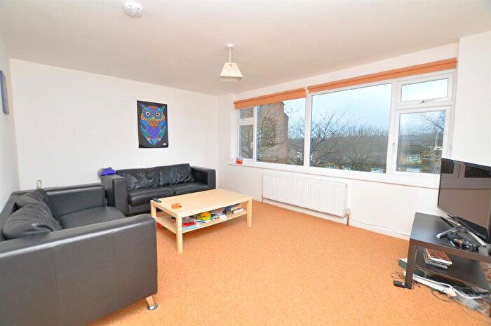 4 Bedroom Property To Rent In Trendlewood Park, Bristol, BS16
